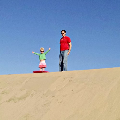 Read about our crazy adventures on the windy sand dunes of Florence Oregon. The Hobbit Trail, sand sledding, and wind strong enough to carry away a child.